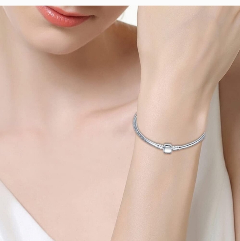 Sterling silver Plated Round Snake Chain Charm Bracelet 9" - Picture 7 of 7